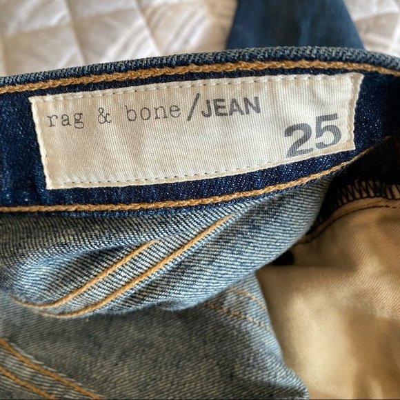 Rag & Bone | Tomboy Skinny Jeans in Aged - Picture 9 of 11